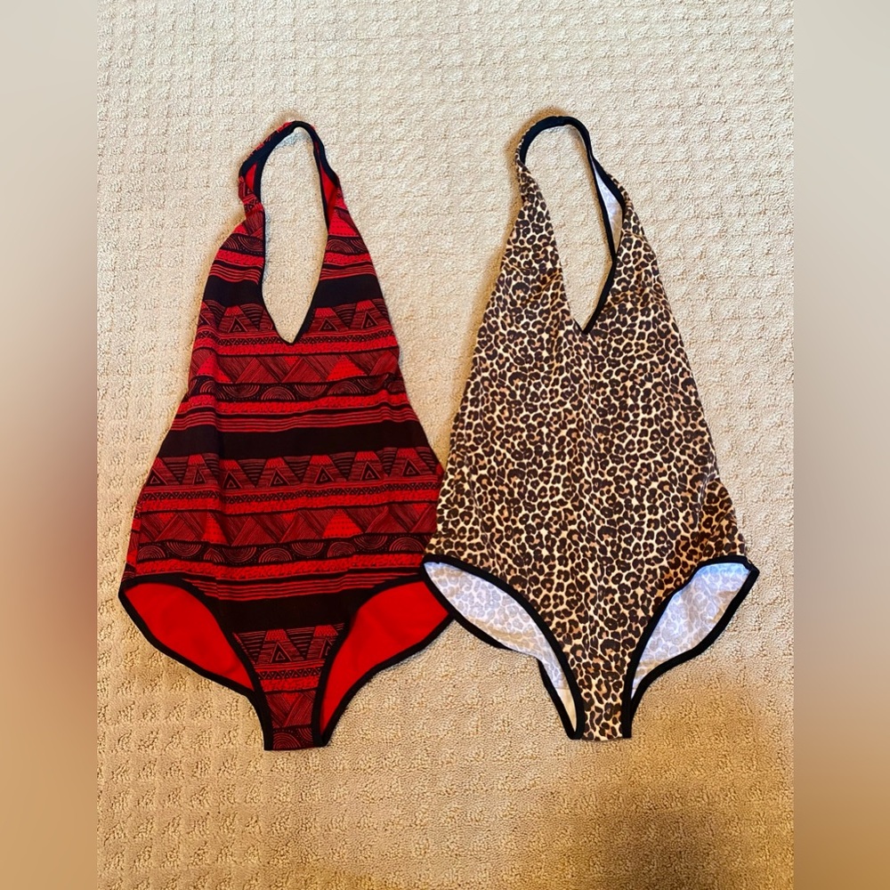 Lot of 2 American Apparel bodysuits